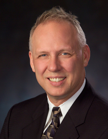 Paul   Cox Headshot
