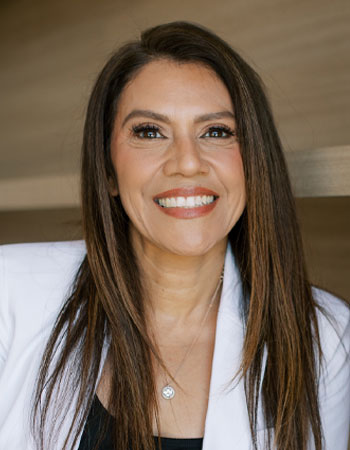 Sally &nbsp; Redmon Headshot